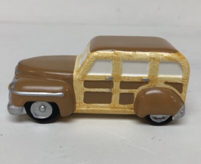 Dept 56 Woody Station Wagon Original Snow Village 51365