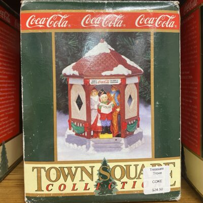 Coca-cola Town Square Collection Town Gazebo Christmas Coke Village Lighted Building