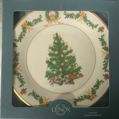 Lenox Christmas Trees Around the World Collector Plate - Annual 1995 Austria