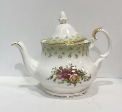 Royal Doulton Albert Old Country Roses Teapot Bone China Dinnerware RARE green border