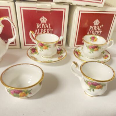 Royal Albert Old Country Roses Mini Tea Set 5 1/2” Teapot Cups Saucer Cream Sugar Gold Trim - Image 4