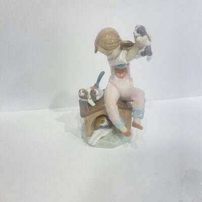 LLADRO “Pick Of The Litter” Porcelain Figurine 07621 MIB