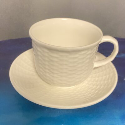 Wedgwood Nantucket Geo Davis Basket Weave 1986 England 5 pc Setting Plates Cup NM-M - Image 4