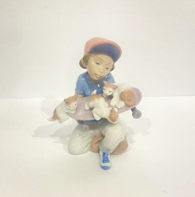 LLADRO “Little Riders” Boy with Skateboard Kittens Porcelain Figurine 07623 MIB