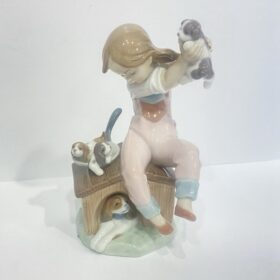 LLADRO “Pick Of The Litter” Porcelain Figurine 07621 MIB