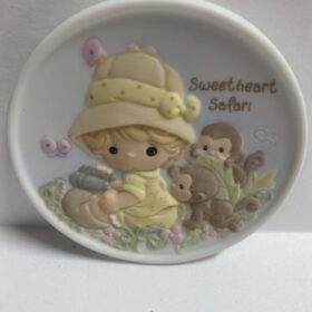 2000 Precious Moments Sweetheart  Safari Collector Medallion SIGNED 802484