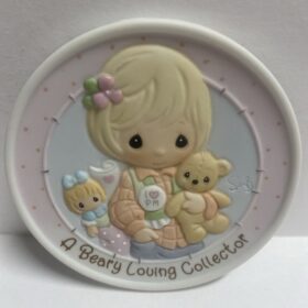 Precious Moments A Beary Loving Collector Medallion SIGNED 823945 RARE