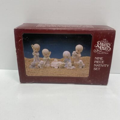 1989 Precious Moments Nine Piece Miniature Pewter Nativity Set 692794