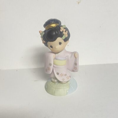 Precious Moments Our Friendship Is Always In Bloom Japanese Girl Kimone 456926