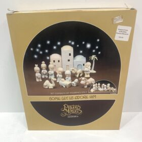 Precious Moments Come Let Us Adore Him 11pc Porcelain Miniature Nativity E-2395
