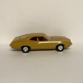 AMT 1972 Ford Gran Turino Sport PROMO MODEL Gold Diecast CAR