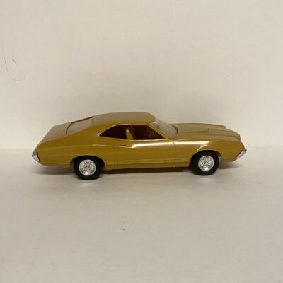 AMT 1972 Ford Gran Turino Sport PROMO MODEL Gold Diecast CAR
