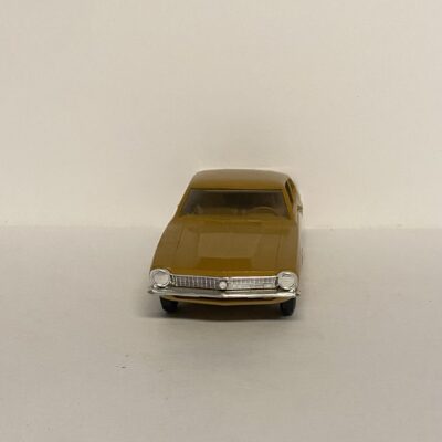 AMT 1970 Ford Maverick PROMO MODEL Gold Diecast CAR - Image 3