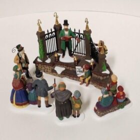 Dept 56 A Christmas Carol/Reading By Charles Dickens Dickens Village 58404