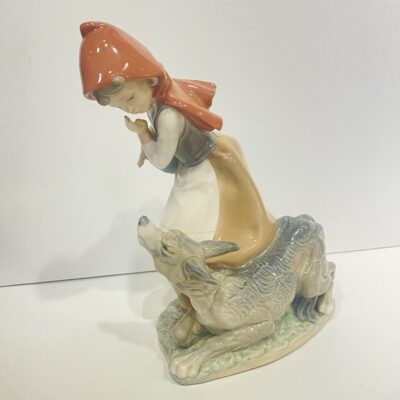 LLADRO Little Red Riding Hood Porcelain Figurine 4965 - Image 3