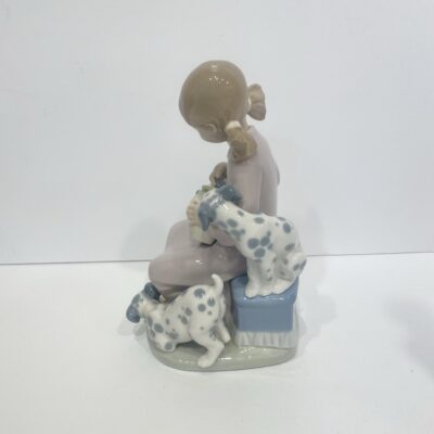 LLADRO “Honey Lickers” Girl with Dalmations Porcelain Figurine 1248 - Image 3