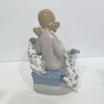 LLADRO “Honey Lickers” Girl with Dalmations Porcelain Figurine 1248 - Image 2
