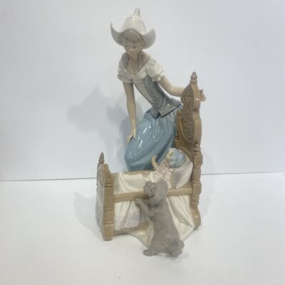 LLADRO Dutch Mother Lullaby & Goodnight Porcelain Figurine 5083 - Image 2