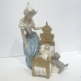 LLADRO Dutch Mother Lullaby & Goodnight Porcelain Figurine 5083